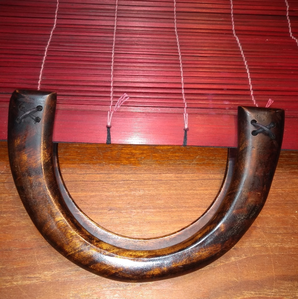 Asian Inspired Burgundy Bamboo-Look Handbag, 2 Lucite Handles, Snap Clos… - Picture 4 of 9